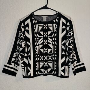 H&M Women’s Black‎ & White Geometric Knit Sweater Medium